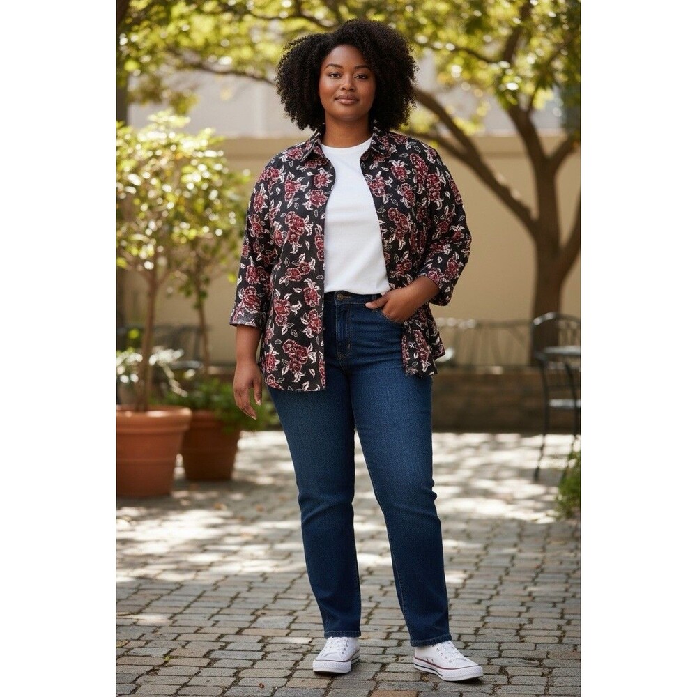 Lands End Women’s No Iron Women’s Floral Button Up Blouse Size 10 Suprima Cotton